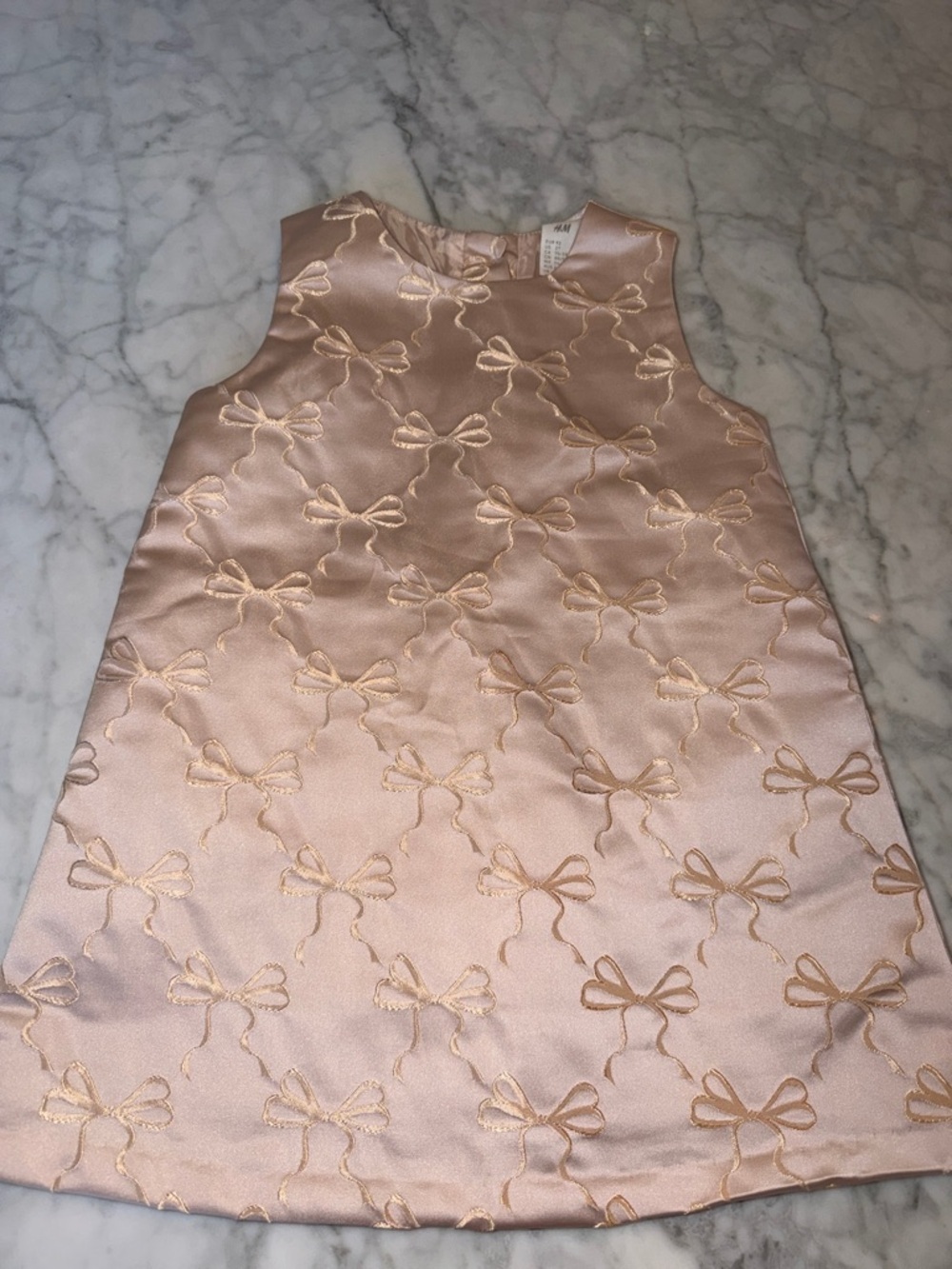 NWOT H&M Blush Pink Satin Bow-Appliqué Sleeveless Dress 2T - Picture 5 of 8